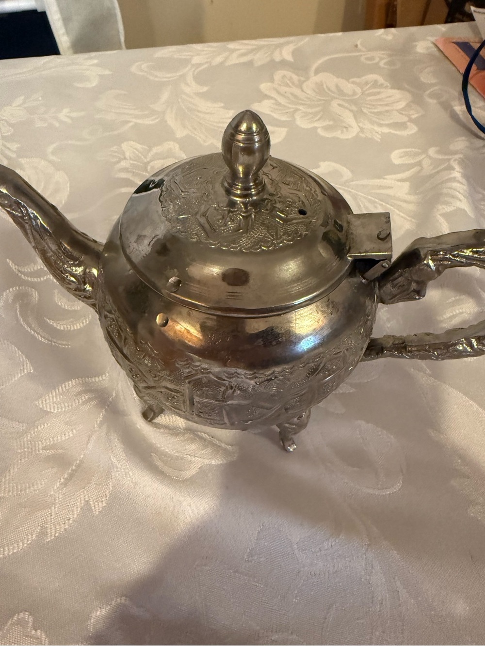 🌿 Moroccan Handmade Silver & Copper Tea Pot – Fès Bazaar